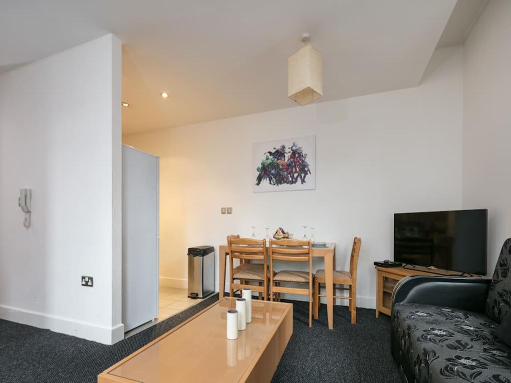 My-Places Central Apartments Манчестър Екстериор снимка